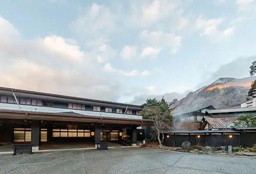 湯めぐりの宿 平湯館